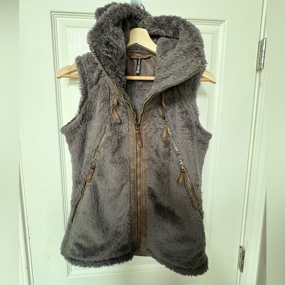 Kuhl Sherpa vest size xs